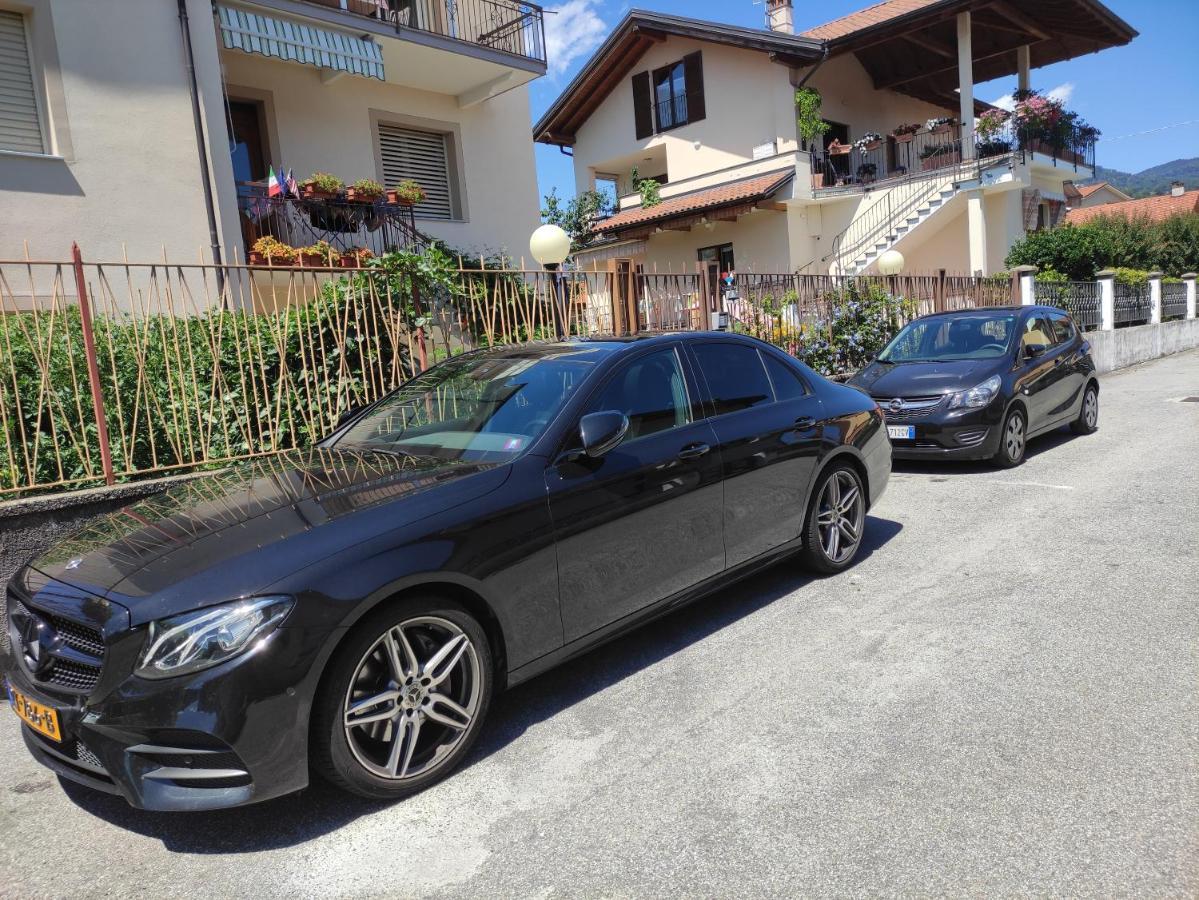 Il Nido Del Merlo Parcheggio E Giardino 韦尔巴尼亚 外观 照片