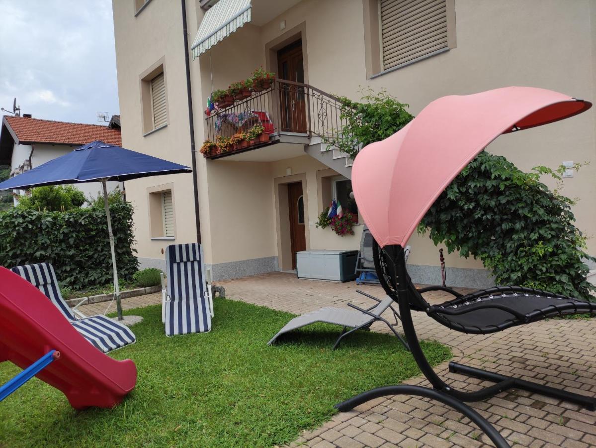 Il Nido Del Merlo Parcheggio E Giardino 韦尔巴尼亚 外观 照片